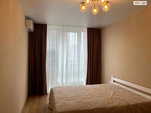 квартира за адресою Дніпровська набережна вул., 18-Б
