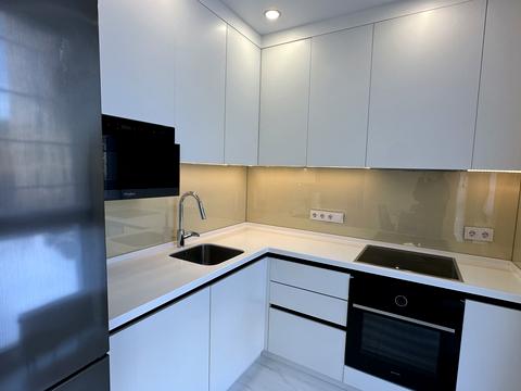 квартира за адресою Салютна вул., 2к1
