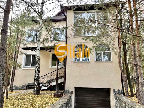 будинок за адресою Анатолія Солов'яненка вул.