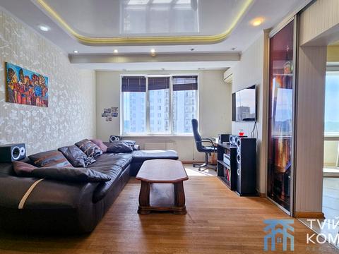 квартира за адресою Дніпровська набережна вул., 1-А