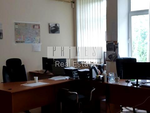 коммерческая по адресу Александра Довженко ул., 18