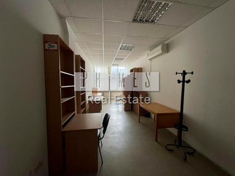 комерційна за адресою Івана Дзюби вул. (Сім'ї Сосніних), 3