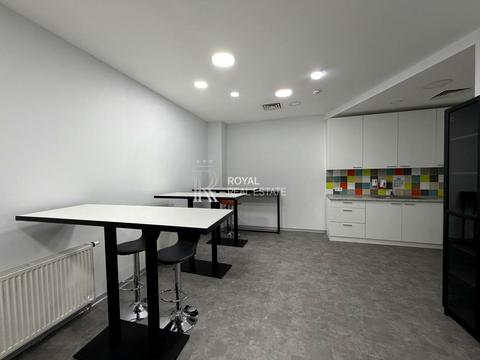 комерційна за адресою Сім'ї Прахових вул. (Гайдара), 52