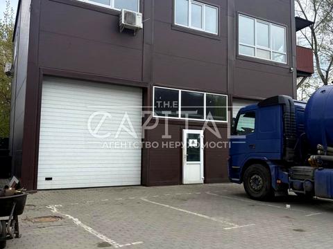 комерційна за адресою Центральна вул., 12
