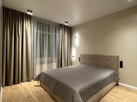 квартира за адресою Юнацька вул., 19