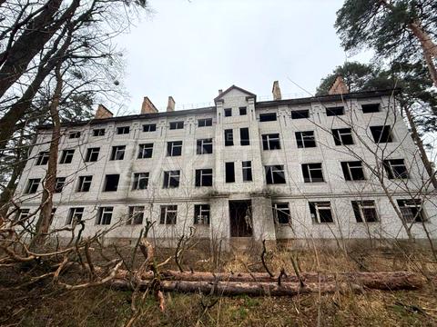 комерційна за адресою Кленова вул., 32