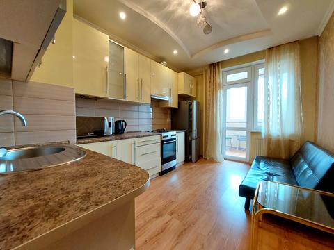 квартира по адресу Червоной Калины просп., 72-А