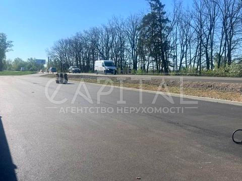 комерційна за адресою Білогородська вул., 27