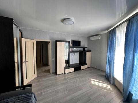 квартира по адресу Українська ул., 83б к.1-5