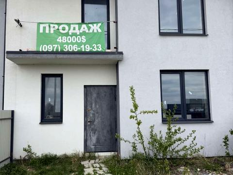 будинок за адресою Степана  Бандери, 1