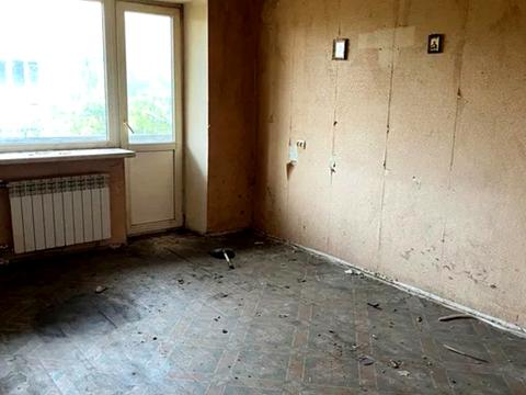 квартира за адресою Космонавтів вул., 27/2