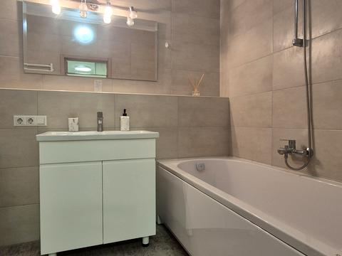 квартира за адресою Драгоманова вул., 2