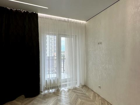 квартира за адресою Краснова вул., 1-Б