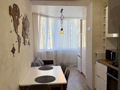 квартира за адресою Абрикосова вул., 1-В