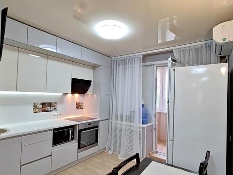 квартира за адресою Гідропаркова вул., 15