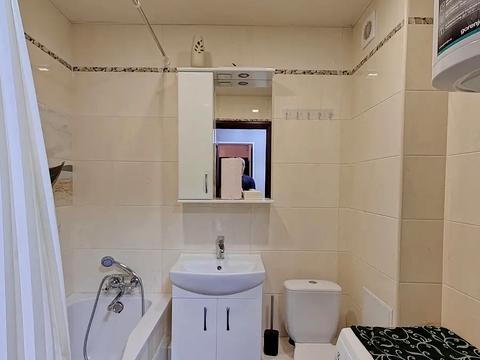 квартира за адресою Гідропаркова вул., 15
