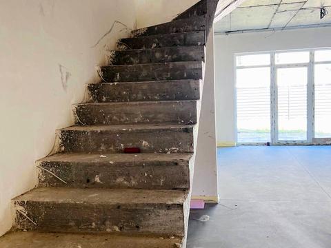 дом по адресу Прорізна