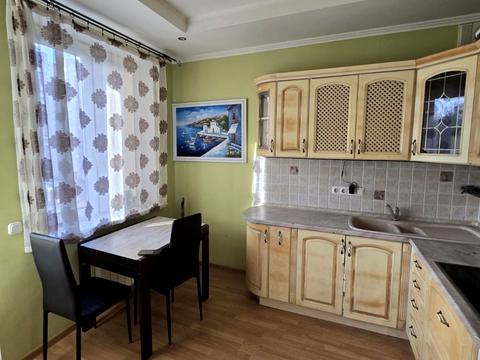 квартира за адресою Саперно-Слобідська вул., 10