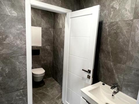 комерційна за адресою Фізкультури вул., 25