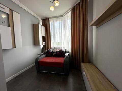 квартира за адресою Абрикосова вул., 5