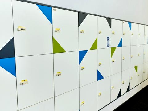 комерційна за адресою Сім'ї Прахових вул. (Гайдара), 54