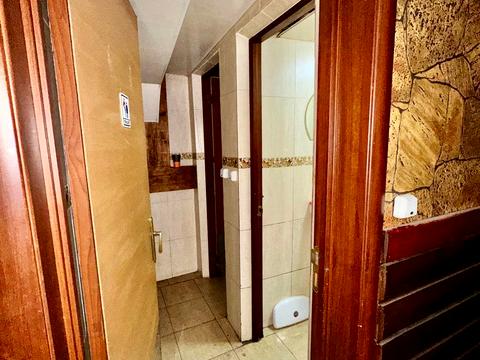 комерційна за адресою Володимира Сосюри вул., 3