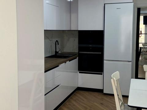 квартира за адресою Злуки просп., 18