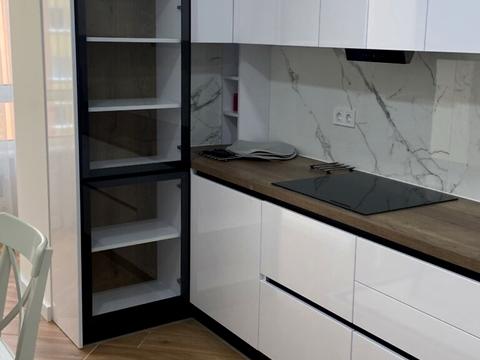 квартира за адресою Злуки просп., 18