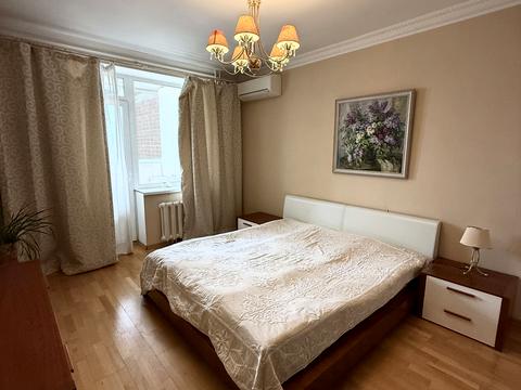 квартира за адресою Миколи Амосова вул., 4