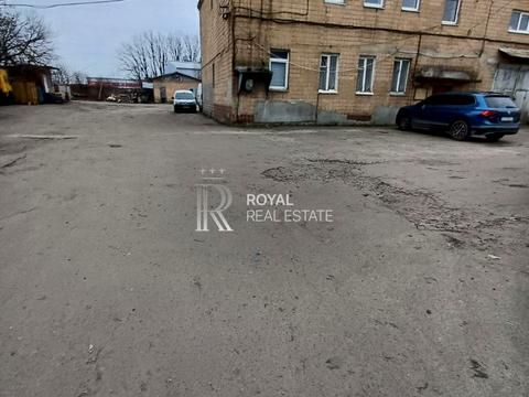 комерційна за адресою Велика Кільцева дорога вул., 1