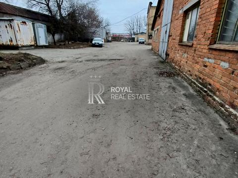 комерційна за адресою Велика Кільцева дорога вул., 1