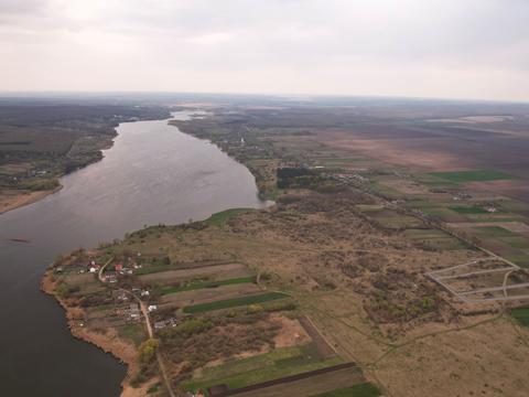 ділянка за адресою Центральна
