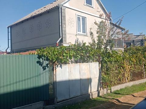 будинок за адресою Центральна