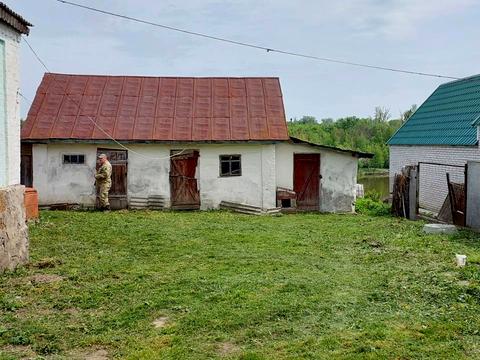будинок за адресою смт. Вороновиця, Паріївська