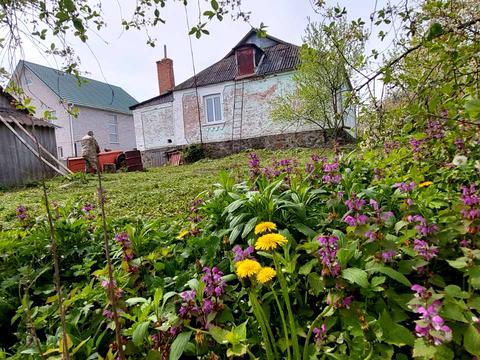 будинок за адресою смт. Вороновиця, Паріївська