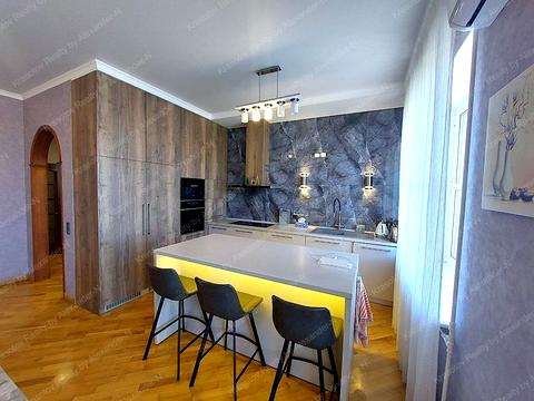 квартира за адресою Розкидайлівська вул., 13