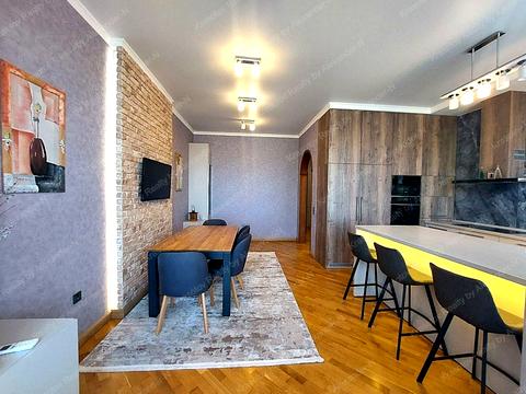 квартира за адресою Розкидайлівська вул., 13