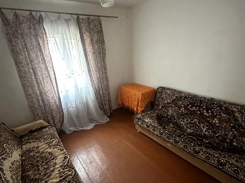 будинок за адресою Вишнева, 13