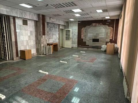 комерційна за адресою Воскресенська вул. (Леніна), 17а