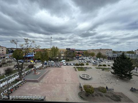 комерційна за адресою Грушевського, 34а