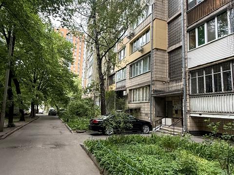 квартира по адресу Василия Тютюнника ул. (Анрі Барбюса), 22-26
