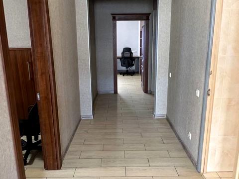комерційна за адресою Воздвиженська вул., 21/23