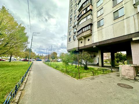 квартира за адресою Амвросія Бучми бульв., 8