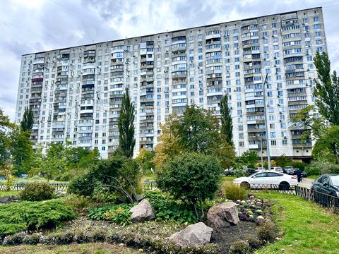 квартира за адресою Амвросія Бучми бульв., 8