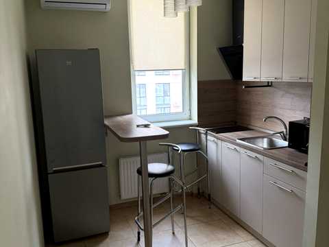 квартира за адресою Салютна вул., 2к6