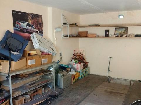 паркомісце за адресою Космічна вул., 3