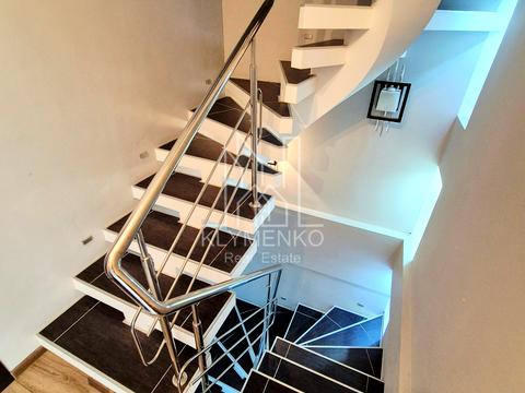 квартира за адресою Регенераторна вул., 4к2