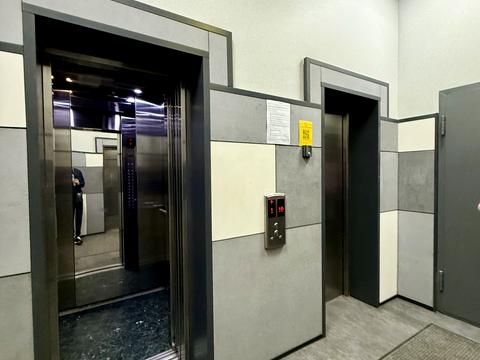 квартира по адресу Драгоманова ул., 10