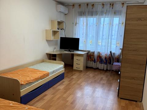 квартира за адресою Милославська вул., 4