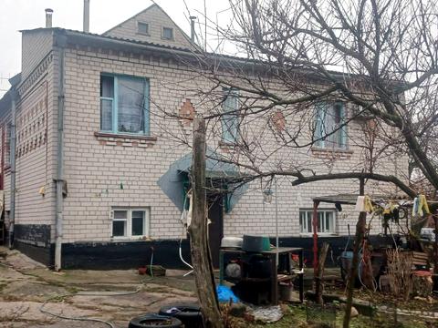 будинок за адресою Михайла Комарова вул., 5
